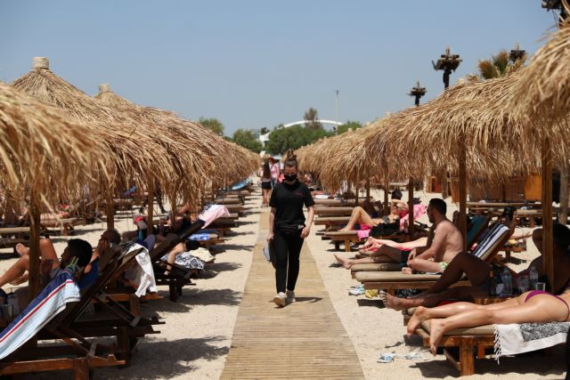 Κοροναϊός: Σε πορεία αποκλιμάκωσης το τρίτο κύμα – Τι προβλέπουν οι επιστήμονες