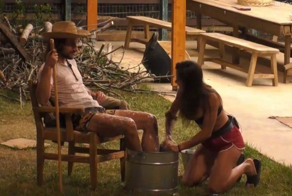 Φάρμα: Χαμός με το ποδόλουτρο της Κατσογρεσάκη στον Ντούπη