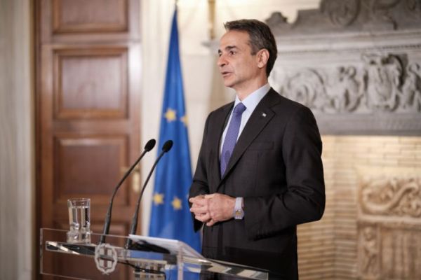 Κυβέρνηση: Επανεκκίνηση με 4 νόμους της μετά – κοροναϊό εποχής