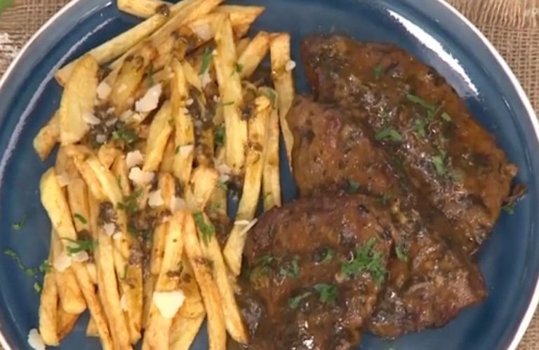 Πεντανόστιμο κερκυραϊκό σοφρίτο από τον Απόστολο Ρουβά