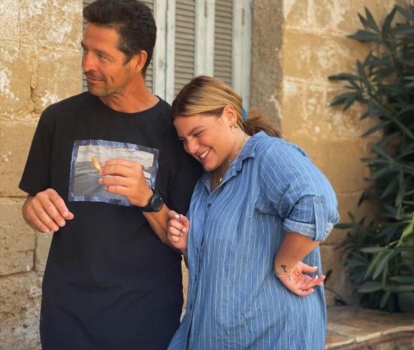 Δανάη Μπάρκα: Η “μπηχτή” στο Instagram του Απόστολου Ρουβά για την φωτογραφία που του τράβηξε