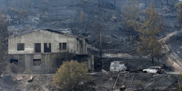 Κύπρος: Ξαναζεί ένα μαύρο Ιούλιο – Η πιο καταστροφική πυρκαγιά στην ιστορία της