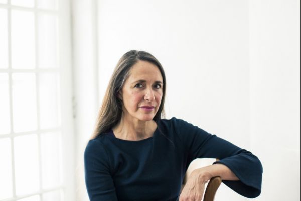 Άνεκε Λούκας: Από 6 ετών ήμουν σεξουαλική σκλάβα της ευρωπαϊκής ελίτ