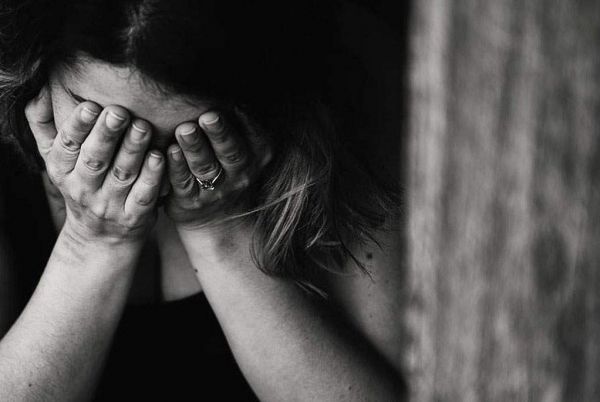Άγιος Παντελεήμονας: Η 25χρονη έγκυος που έπεσε θύμα βιασμού περιγράφει τη φρίκη που έζησε