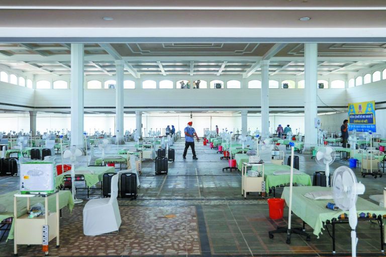 Ινδία: Τα υπέρογκα ποσά νοσηλείας στρέφουν τους πολίτες στο crowdfunding