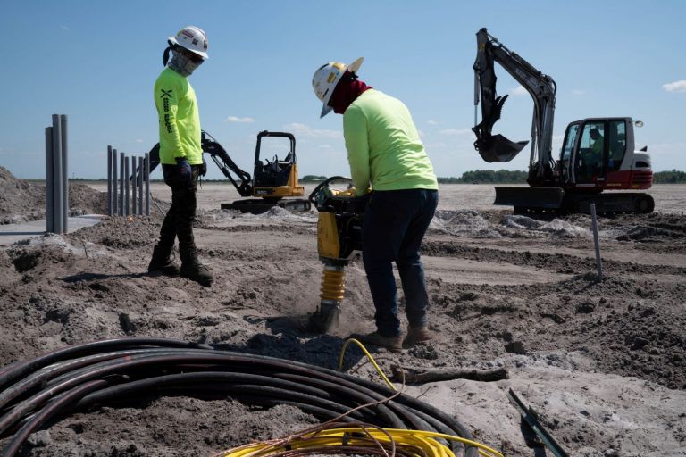 Η «Πράσινη Μετάβαση» μπορεί να είναι και «Δίκαιη Μετάβαση»; Τα διλήμματα για την εργασία στη νέα εποχή
