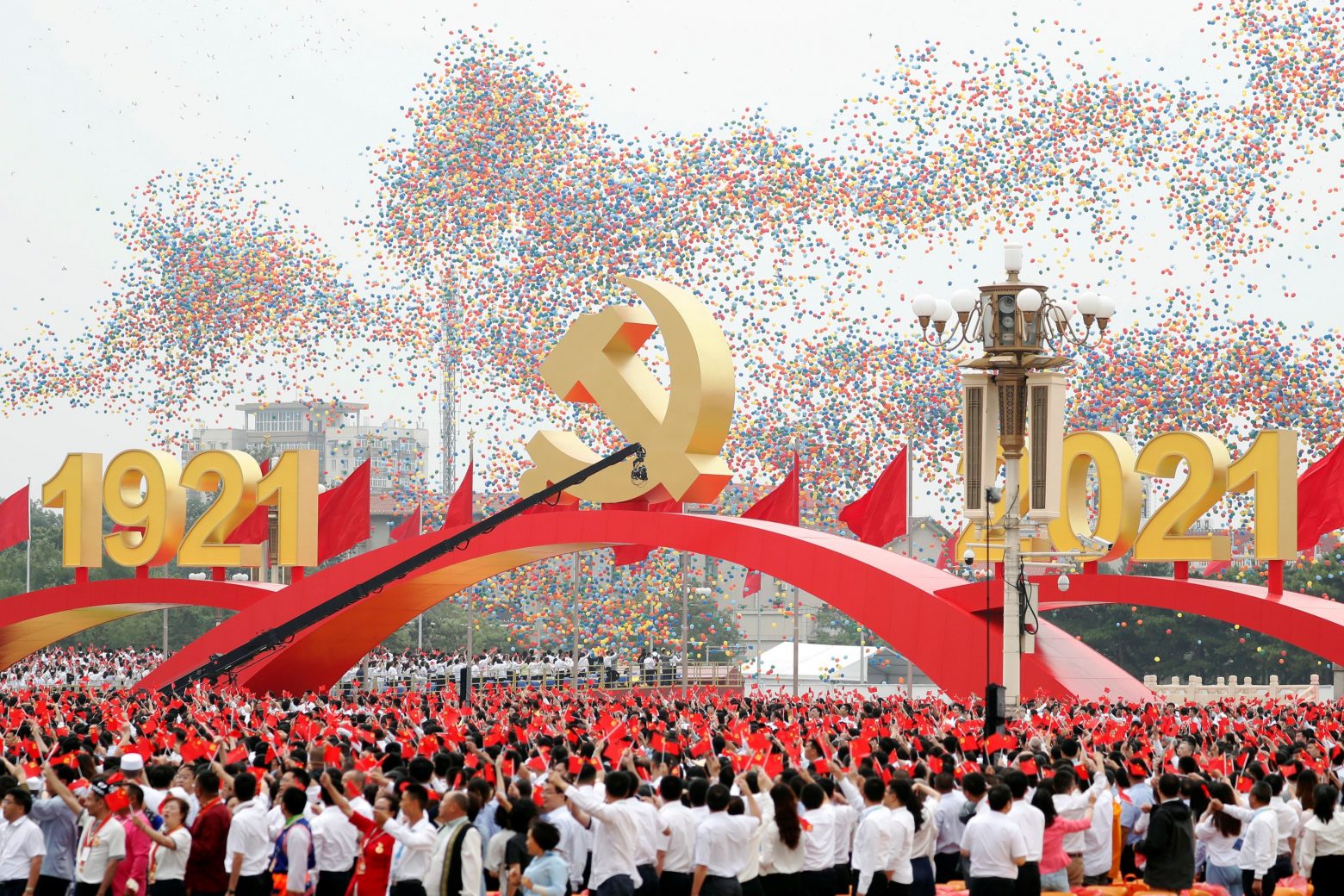 Γενέθλια για το Κομμουνιστικό Κόμμα Κίνας: Κρατά την εξουσία στα χέρια του 100 χρόνια μετά...