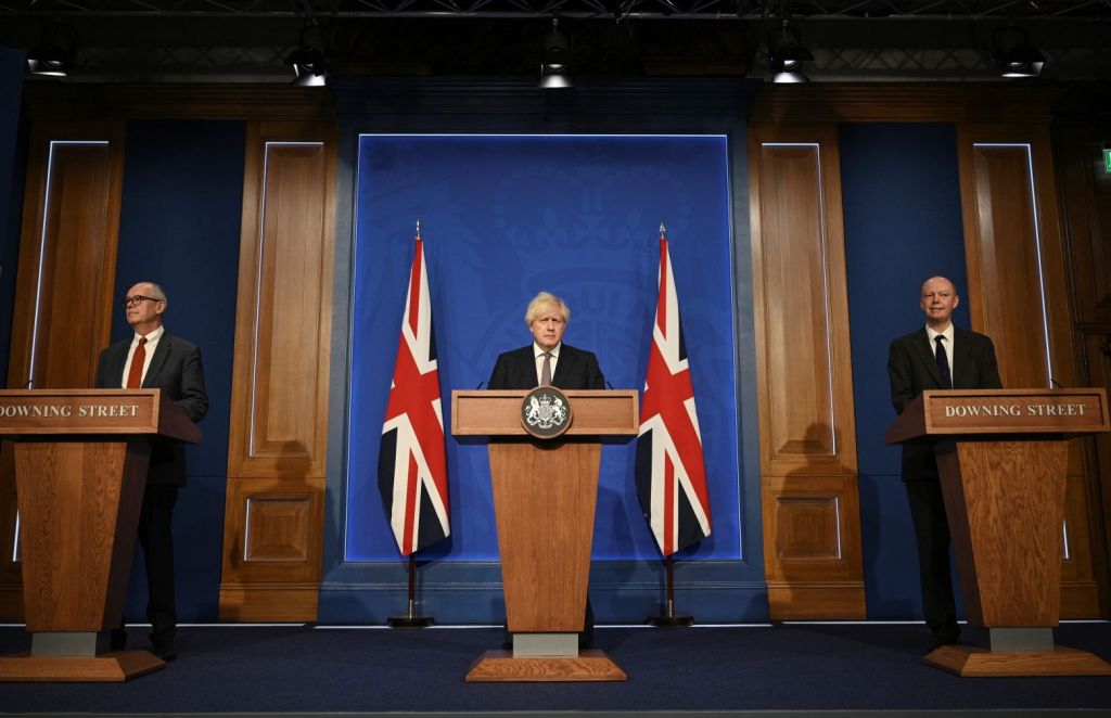 Κοροναϊός: Ο οδικός χάρτης της Βρετανίας για έξοδο από το lockdown – Τα σημεία «κλειδιά»