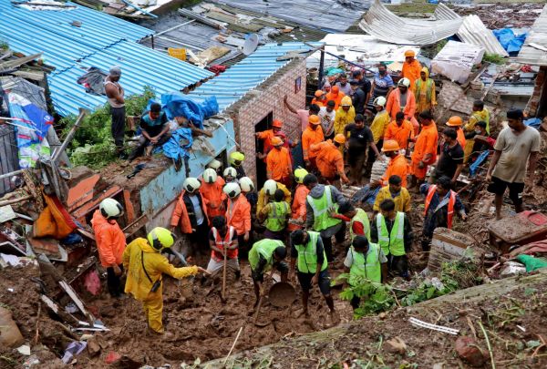Ινδία: Αυξάνονται οι νεκροί από τις κατολισθήσεις – Στα 25 τα θύματα