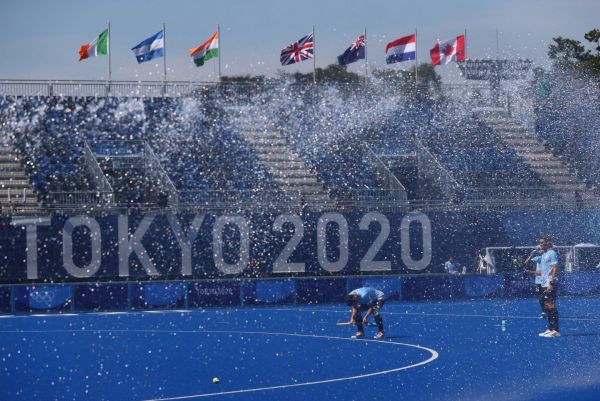 Τόκιο: Καρατόμηση του επικεφαλής της τελετής έναρξης των Ολυμπιακών Αγώνων – «Αστειεύτηκε» για το Ολοκαύτωμα