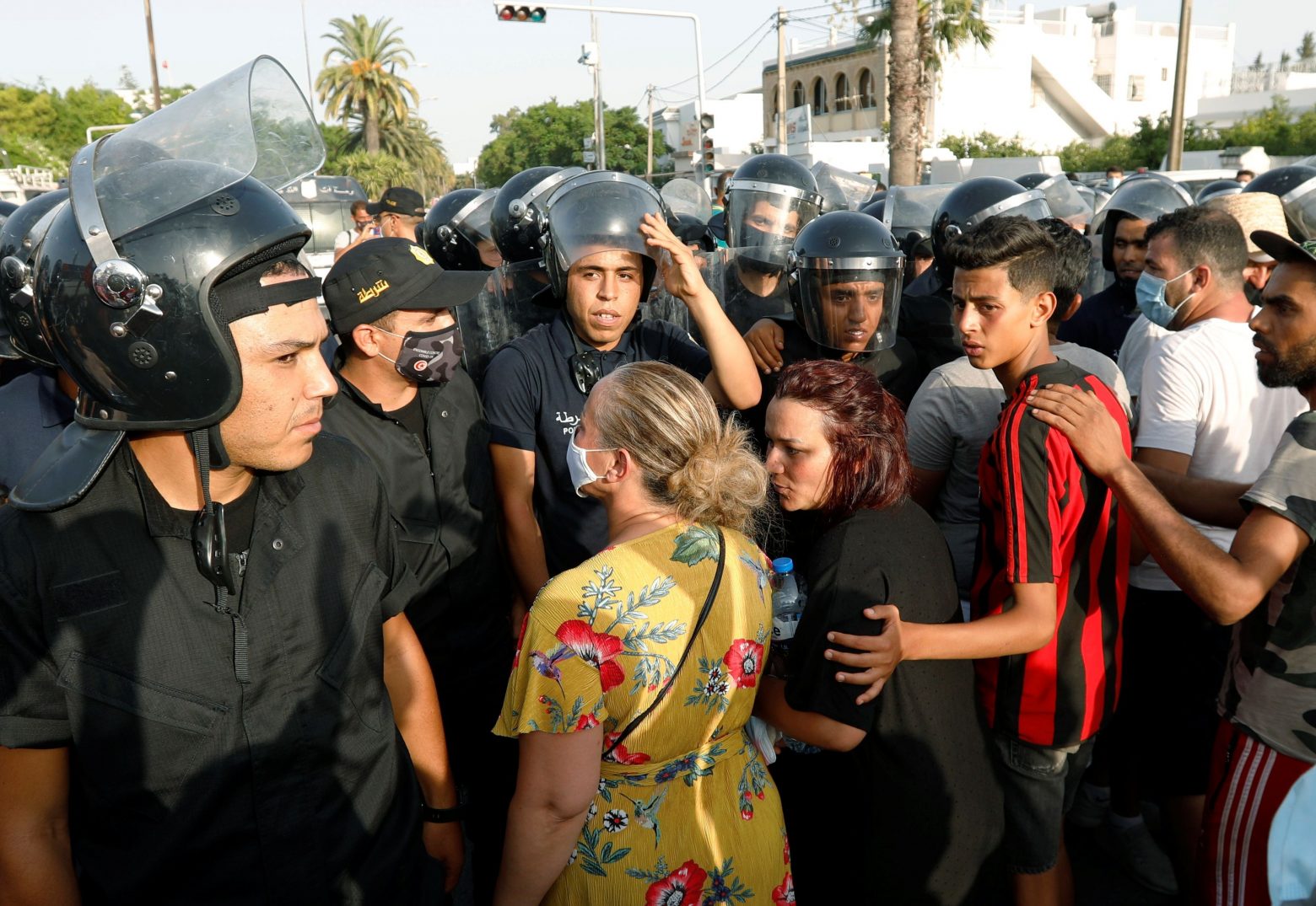 Τυνησία - Οι πολλαπλές διαστάσεις της πολιτικής κρίσης