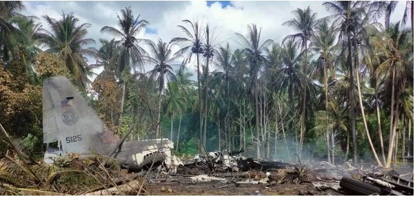 Τραγωδία στις Φιλιππίνες: Στους 29 οι νεκροί από τη συντριβή του στρατιωτικού αεροσκάφους