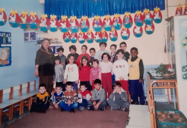 Συγκινεί η νηπιαγωγός του Γιάννη Αντετοκούνμπο