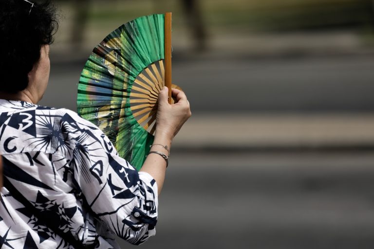 Καιρός: Τους 39 βαθμούς άγγιξε η θερμοκρασία σήμερα – Πότε υποχωρεί η ζέστη
