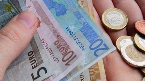 Δες αν το εισόδημά σου ανήκει στα υψηλότερα ή τα χαμηλότερα στην Ελλάδα [Εφαρμογή]