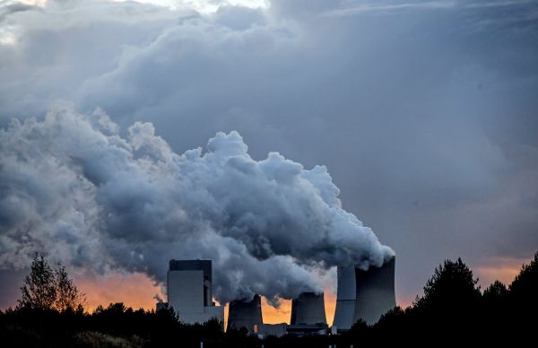 Κλίμα: Η Κίνα θα φροντίσει το περιβάλλον, πρώτα όμως θα τονώσει την οικονομία