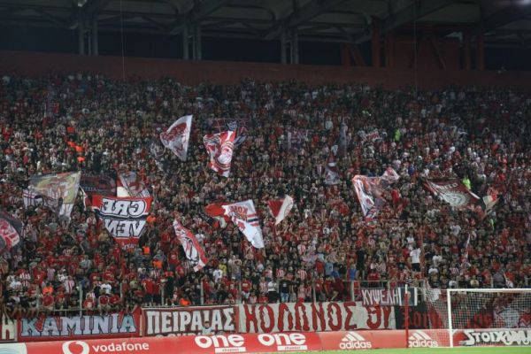 Νέα δεδομένα για την επιστροφή του κόσμου στα γήπεδα