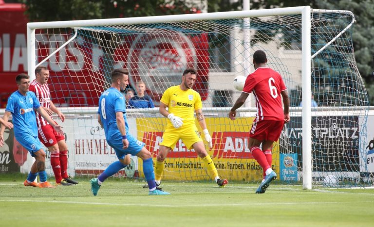 Ολυμπιακός-Κραϊόβα: Ο Εμβιλά έκανε το 2-0 (vid)