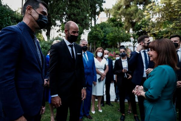 Σπανούλης και Ζήσης μαζί στο Προεδρικό Μέγαρο για τη γιορτή της Δημοκρατίας (pics)