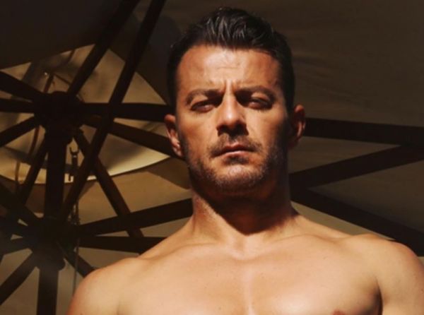 Γιώργος Αγγελόπουλος: Συνάντηση στη Σκιάθο με γνωστό παρουσιαστή