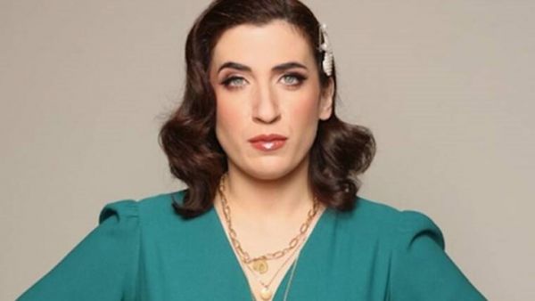 Η «Παγώνα» από τις «Άγριες Μέλισσες» με μαγιό στα Κουφονήσια