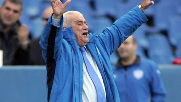 Δύσκολες ώρες για τον «Εθνικάρα» Γιάννη Μαντζουράνη – Δίνει «μάχη» στην εντατική με τον κοροναϊό