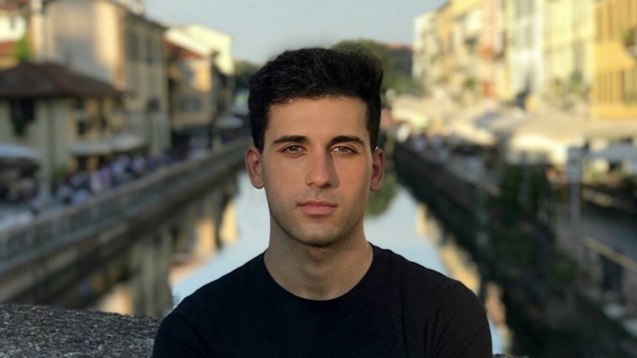 Ινιάκο Λαμουά: Ο Ισπανός που μιλάει άπταιστα ελληνικά και κάνει θραύση στο TikTok