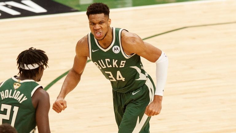 Η ραψωδία του Γιάννη, ο Σακίλ και ο Τζόρνταν