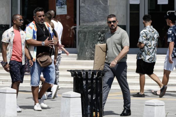 Δεν θα πιστεύετε τι σκέφτηκε μαγαζάτορας για να προσελκύσει τον Αντόνιο Μπαντέρας