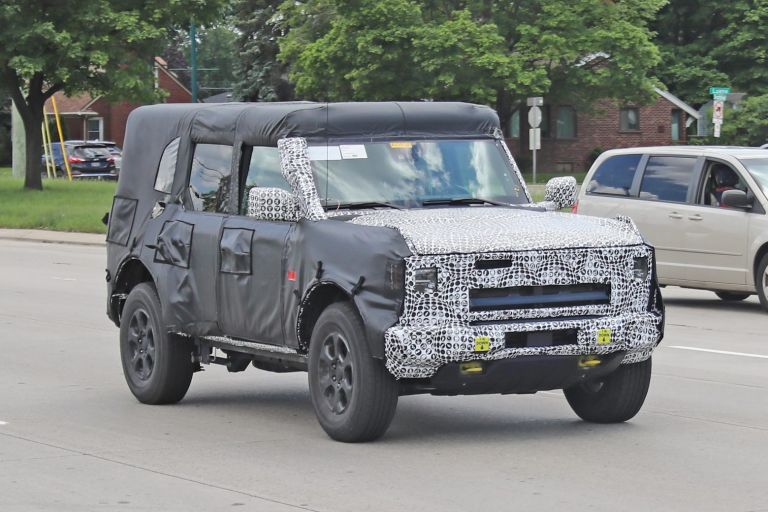 Ford Bronco Hybrid: Όταν η ηλεκτροκίνηση… παίρνει τα βουνά