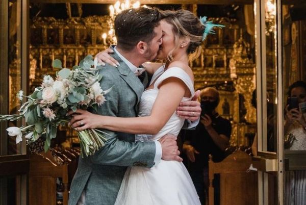 Κρίστη Παπαδοπούλου: Παραμυθένιος γάμος για την ηθοποιό της σειράς «8 Λέξεις»