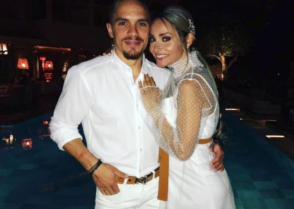 Πρόβα νυφικού για τη Βασιλική Μιλλούση