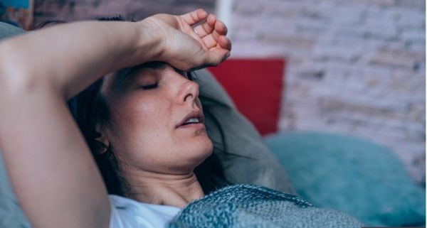 Μακροχρόνιος κοροναϊός: Τι είναι και ποια συμπτώματα έχει;