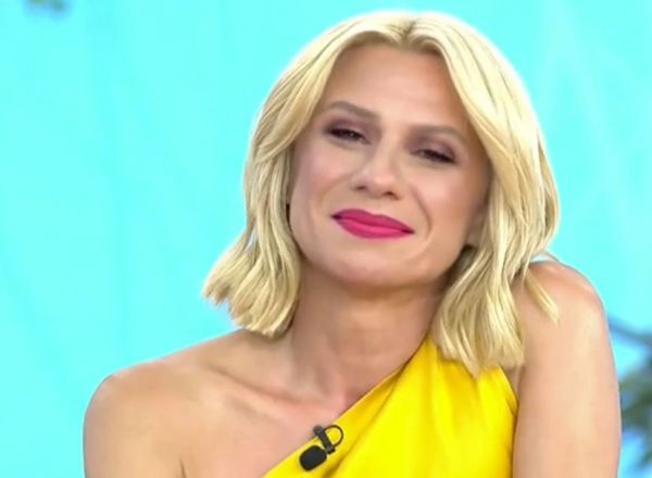 Κατερίνα Καραβάτου: Συγκίνηση πριν το οριστικό τέλος της εκπομπής της