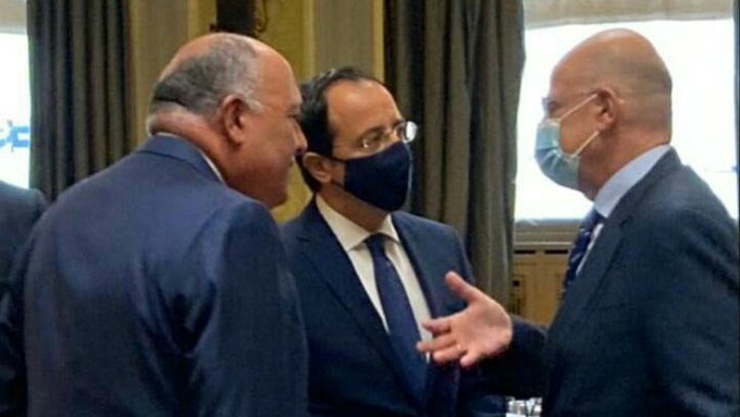 Δένδιας: Έγινε ευρεία συζήτηση των υπουργών Εξωτερικών της ΕΕ με τον Αιγύπτιο ομόλογό τους