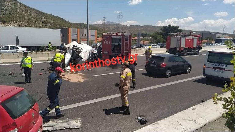 Κόρινθος: Τροχαίο με δύο τραυματίες κοντά στα διόδια Ισθμού