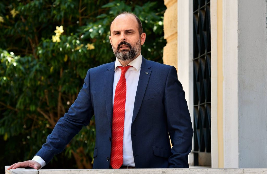 Υποψήφιος για την προεδρία του Δικηγορικού Συλλόγυου Αθηνών ο Μιχάλης Καλαντζόπουλος