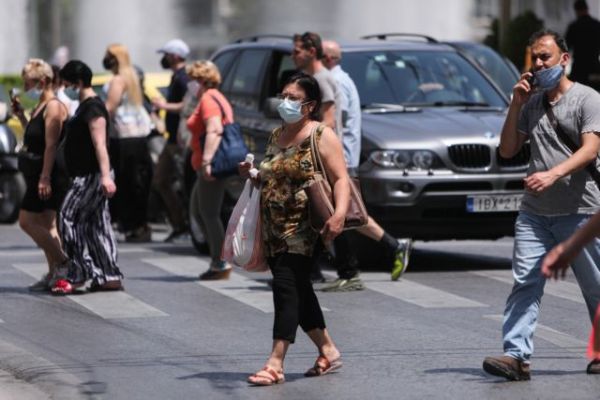 Βασιλακόπουλος – «Είμαστε σε αγώνα με τον ιό και τις νέες μεταλλάξεις» – «Καμπανάκι» για τους ανεμβολίαστους νέους