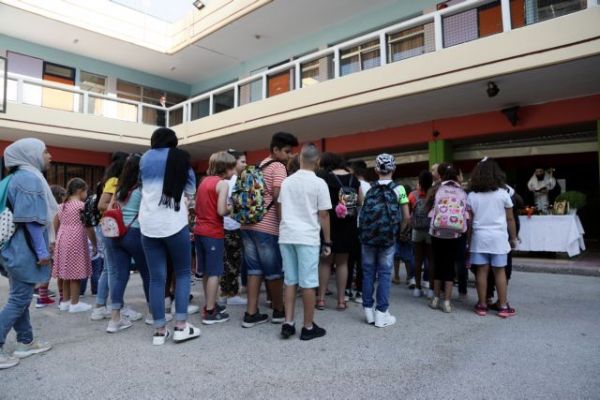 Υπ. Παιδείας: Σε διαβούλευση το ν/σχ για την αξιολόγηση των εκπαιδευτικών – Αλλάζει η ρύθμιση για την κατανομή των μαθητών