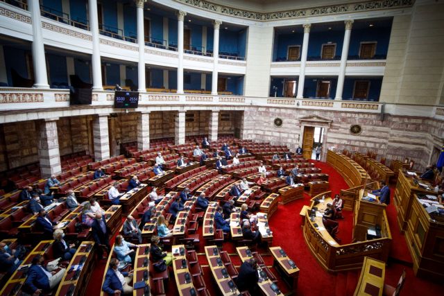 Νίκος Παππάς: Σε εξέλιξη στη Βουλή η συζήτηση για την παραπομπή του στο Ειδικό Δικαστήριο
