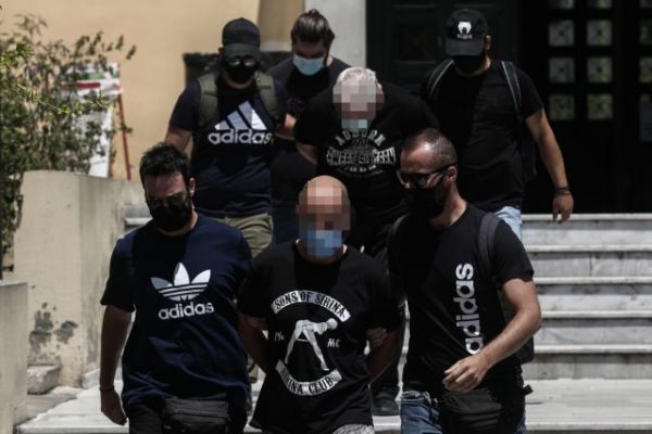 Ηλιούπολη: Νέα καταγγελία κατά του αστυνομικού – «Με πίεζε να εκδίδομαι έναντι αμοιβής»