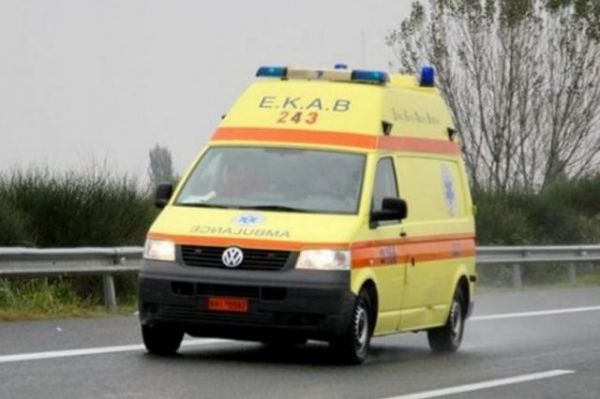Φωτιά στη Σταμάτα: Σε ετοιμότητα ΕΚΑΒ και υγειονομικές δομές