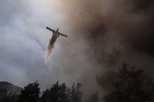 Φωτιά σε Σταμάτα: «Θα είχαμε νέο Μάτι αν δεν είχαν γίνει οι καθαρισμοί»