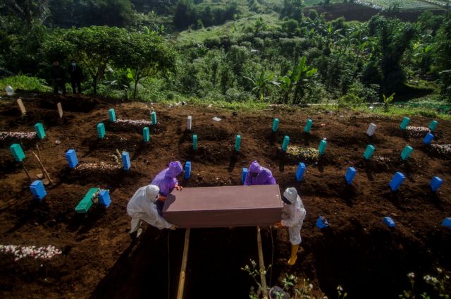 Κοροναϊός: Η μετάλλαξη Δέλτα φέρνει την καταστροφή στα κράτη με χαμηλή εμβολιαστική κάλυψη