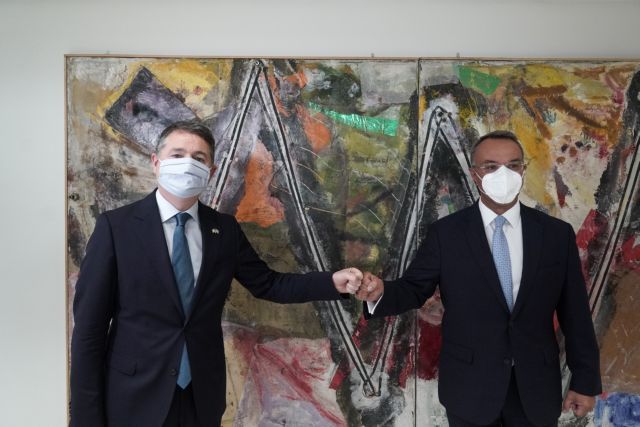 Σταϊκούρας: Συντηρητική η εκτίμηση για ανάπτυξη 3,6% – Τι συζήτησαν με τον πρόεδρο του Eurogroup