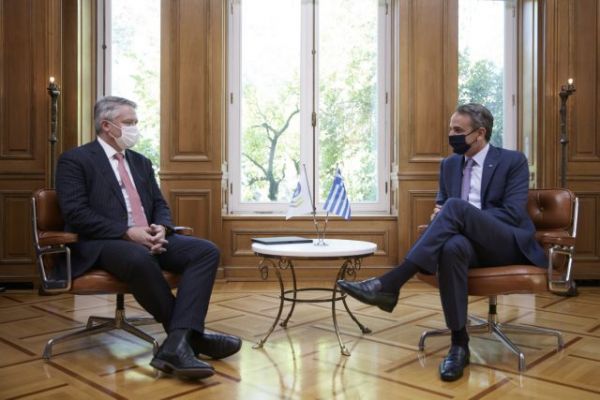 Μητσοτάκης σε γγ ΟΟΣΑ: Πρώτος στόχος ο εμβολιασμός