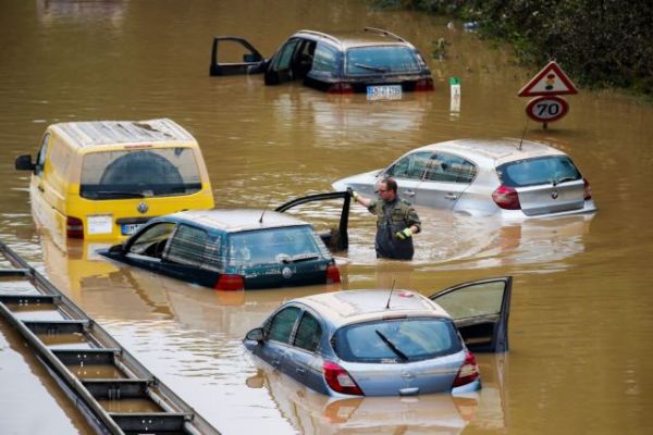 Γερμανία – Πλημμύρες: Πού απέτυχε το σύστημα προειδοποίησης; – Ζητούν ευθύνες από τα κρατίδια