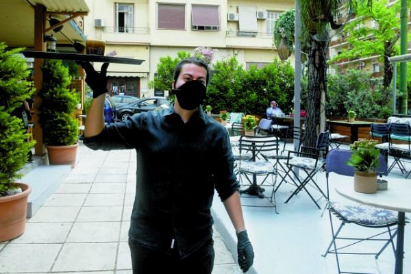 Take away: Τι θα ισχύει με τα νέα μέτρα