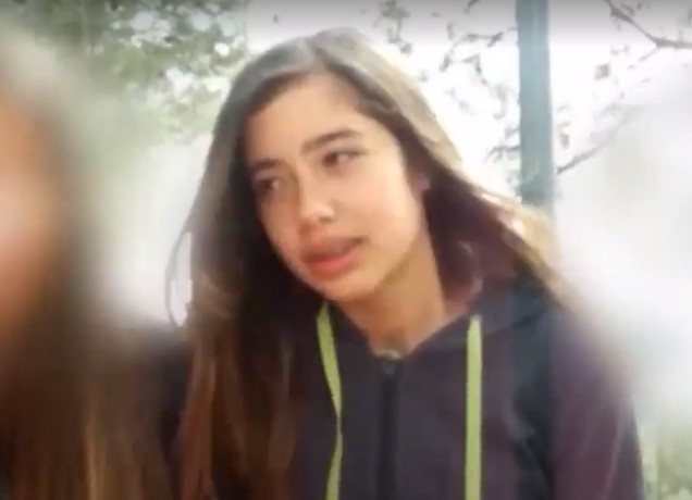Γλυκά Νερά: Νέο ντοκουμέντο με την Καρολάιν - Συμμετείχε σε βίντεο κατά της βίας - Σε ηλικία 13 ετών