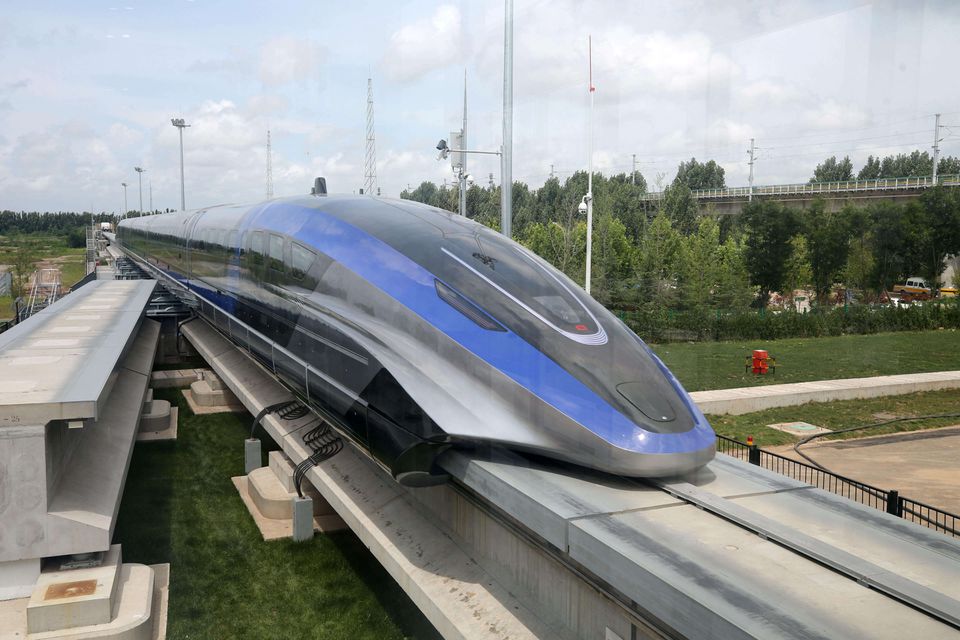 H Κίνα παρουσιάζει το ταχύτερο τρένο του κόσμου